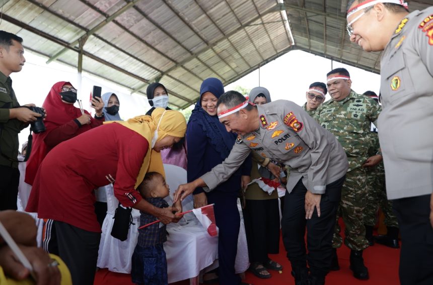 Peresmian Jembatan Merah Putih, Kapolda Sumsel Gelar Bakti Sosial dan Layanan Kesehatan Gratis di Banyuasin Peresmian Jembatan Merah Putih, Kapolda Sumsel Gelar Bakti Sosial dan Layanan Kesehatan Gratis di Banyuasin