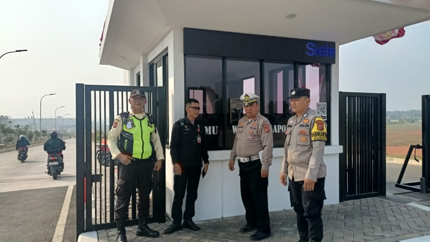 Polsek Bungursari Kawal Kegiatan Employee Gathering Perusahaan Otomotif di KIIP