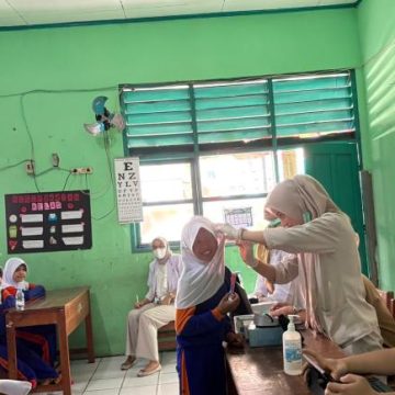 Puskesmas Cisauk Adakan Pemeriksaan Kesehatan Gratis di MI Nurul Huda untuk Ciptakan Generasi Cerdas dan Sehat