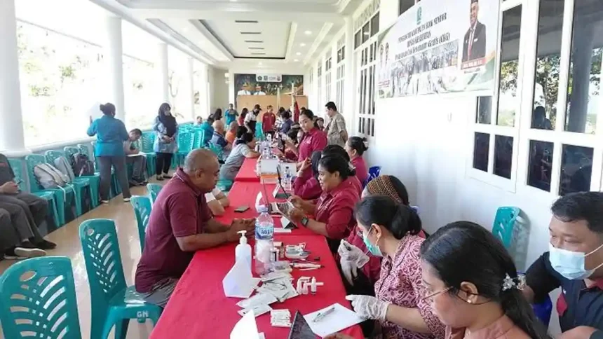 Ratusan Panitia HUT ke-81 RI di Biak Jalani Pemeriksaan Kesehatan