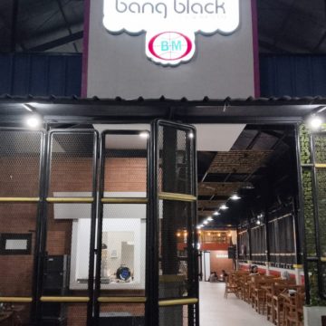 Resto Bang Black di Koja: Sajian Ekonomis dan Paket Nikahan yang Menggiurkan