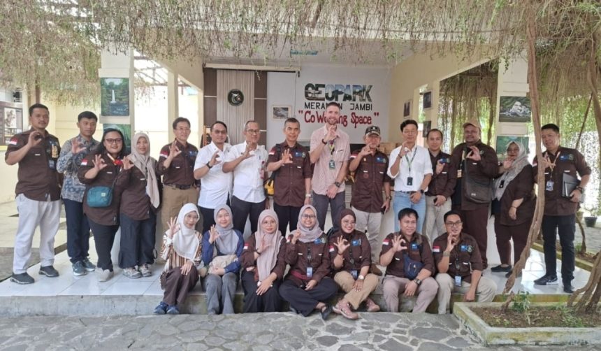 Sajian Kuliner Khas dan Obrolan Santai, Wabup Khafidh Sambut Kedatangan Dua Evaluator UNESCO
