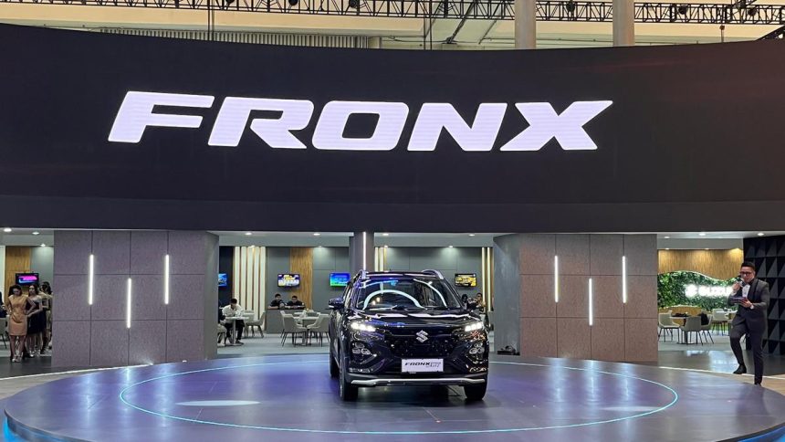 Setahun di Pasar Otomotif Indonesia, Suzuki Fronx Hadir dengan Varian Baru yang Menarik Setahun di Pasar Otomotif Indonesia, Suzuki Fronx Hadir dengan Varian Baru yang Menarik