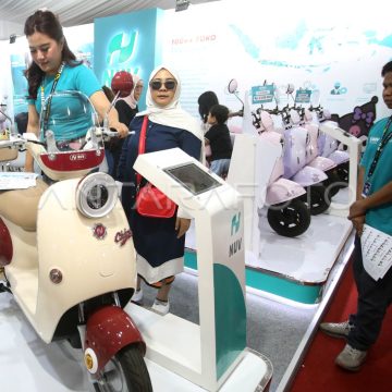 Stan Sepeda Motor Ramaikan Pameran Otomotif GIIAS 2026