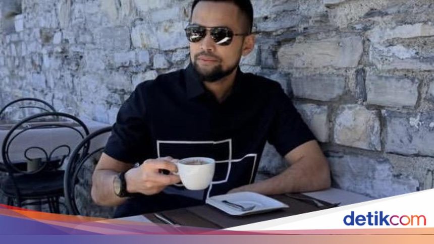 Teuku Wisnu Kembangkan Bisnis Kuliner, dari Strudel hingga Masakan Rumahan Teuku Wisnu Kembangkan Bisnis Kuliner, dari Strudel hingga Masakan Rumahan