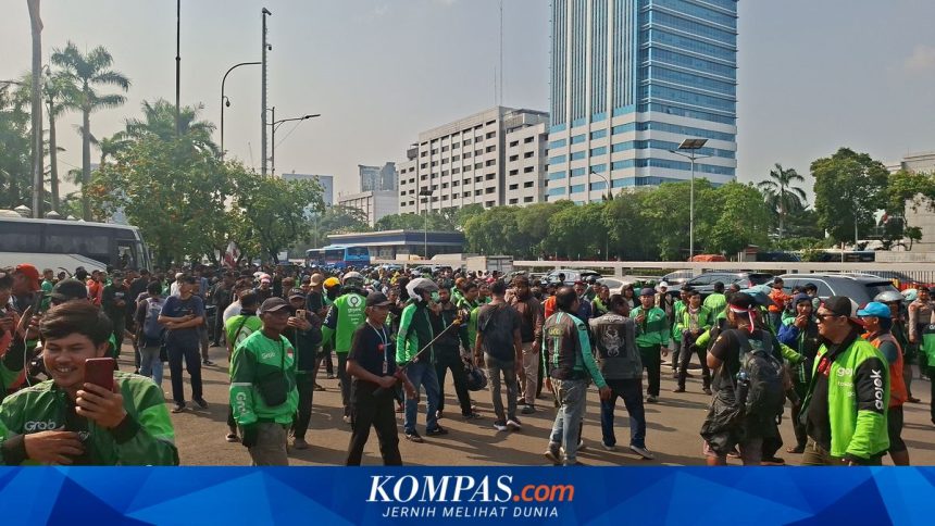 Tips Alternatif Hindari Kemacetan Saat Demo dan Peluang Kemitraan Sewa Lahan Stasiun Pengisian Boost dari ALVA