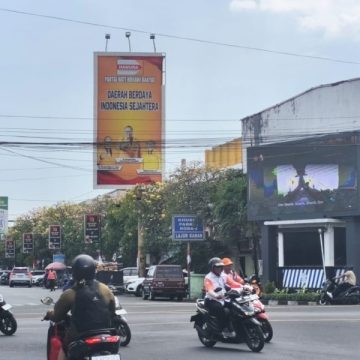Transformasi Jalan Diponegoro: Menyulap Ruas Jalan Menjadi Pusat Kuliner dan Food Truck Transformasi Jalan Diponegoro: Menyulap Ruas Jalan Menjadi Pusat Kuliner dan Food Truck