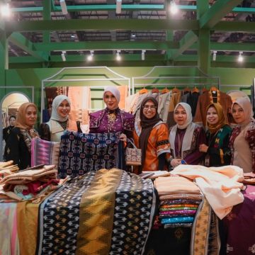 UMKM Sulawesi Tenggara Pamerkan Tenun dan Kuliner Khas di Ajang KKI 2026