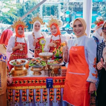 Wulan Mirza Ajak Masyarakat Lestarikan Seruit, Warisan Kuliner Khas Lampung