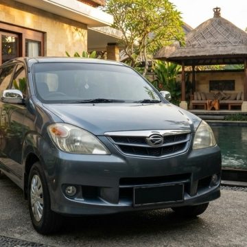 Xenia 2010 Xi Bekas: Pilihan Mobil Keluarga Tangguh dan Irit, Mulai Rp60 Jutaan