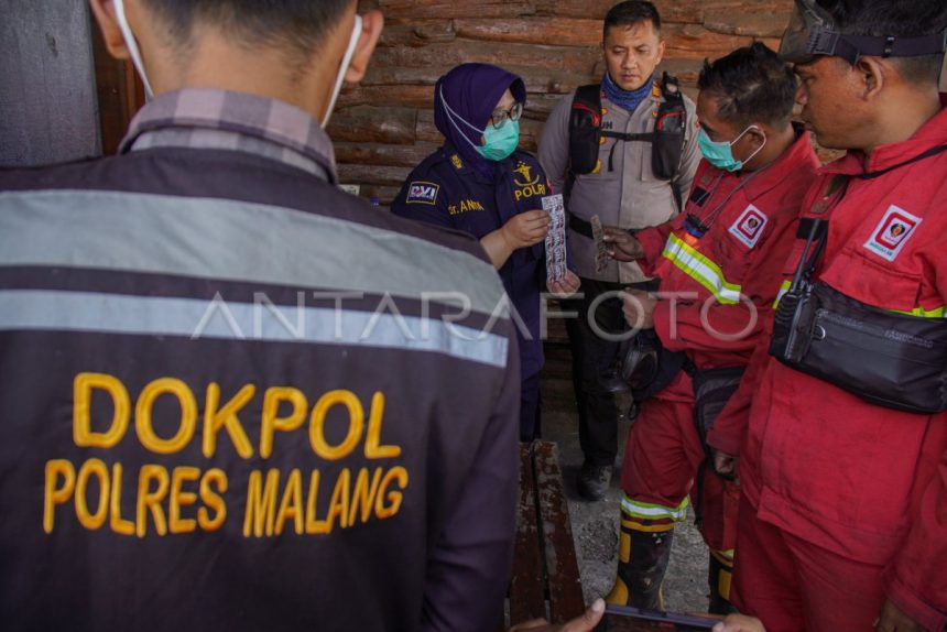 Cek Kesehatan Petugas Damkar Di Taman Nasional Bromo Tengger Semeru