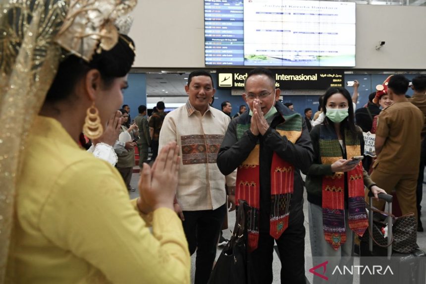 IMT-GT: Sumut Promosikan Wisata dan Kuliner kepada Delegasi Malaysia-Thailand IMT-GT: Sumut Promosikan Wisata dan Kuliner kepada Delegasi Malaysia-Thailand