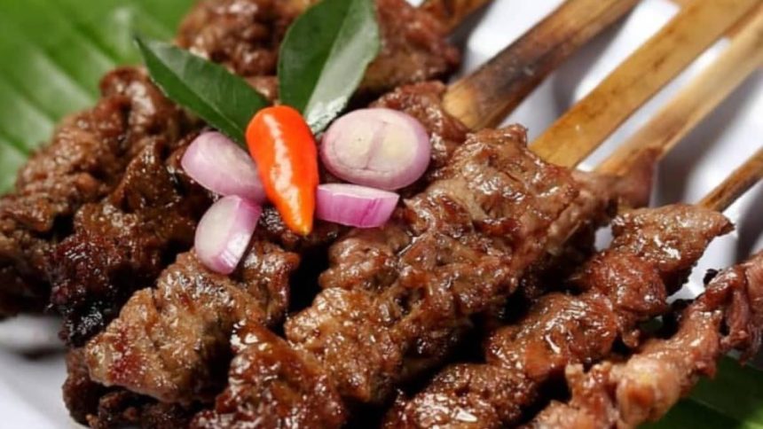 Jelajahi 4 Kuliner Legendaris di Kota Lama Semarang: Dari Sate Kambing hingga Kopi Nikmat Jelajahi 4 Kuliner Legendaris di Kota Lama Semarang: Dari Sate Kambing hingga Kopi Nikmat