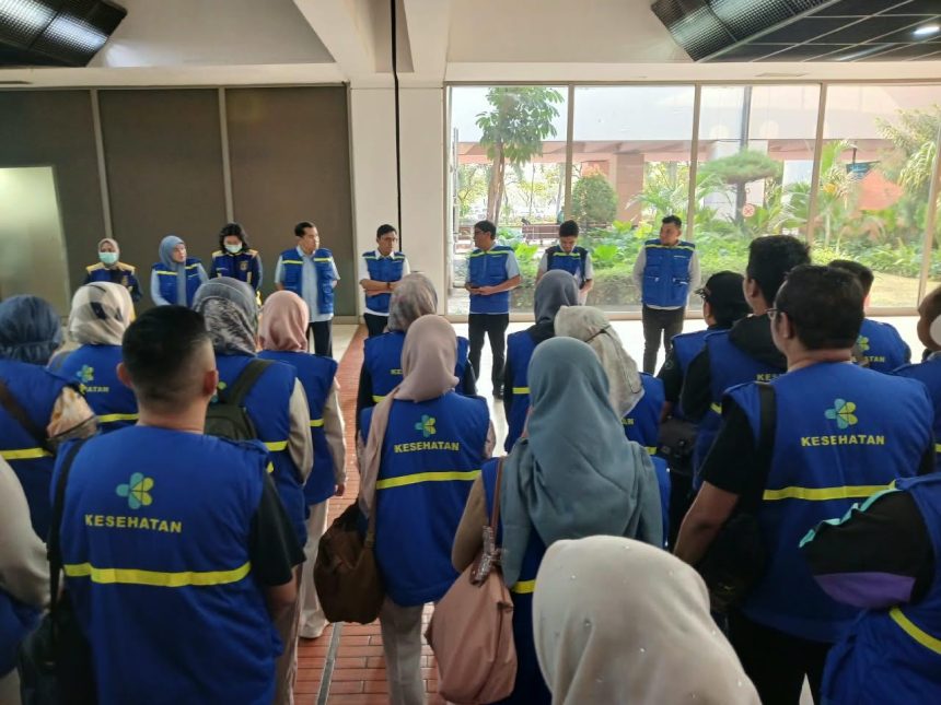 Kemenkes Kirim 160 Tenaga Kesehatan Gelombang Kedua ke NTT untuk Pemulihan Psikososial Korban Gempa Kemenkes Kirim 160 Tenaga Kesehatan Gelombang Kedua ke NTT untuk Pemulihan Psikososial Korban Gempa