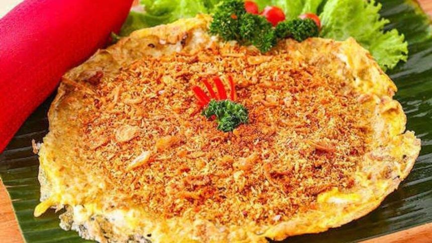 Kerak Telor: Kuliner Khas Betawi yang Kokoh di Tengah Gempuran Modernitas