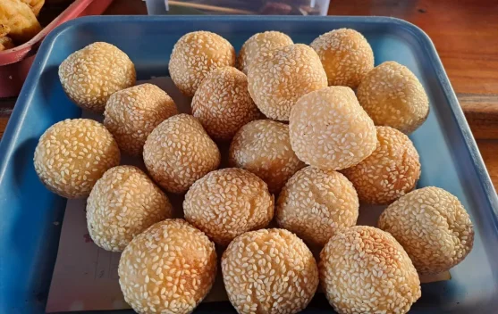 Menelusuri Kelezatan Onde-Onde Kumbu, Warisan Kuliner Tradisional Jawa Menelusuri Kelezatan Onde-Onde Kumbu, Warisan Kuliner Tradisional Jawa