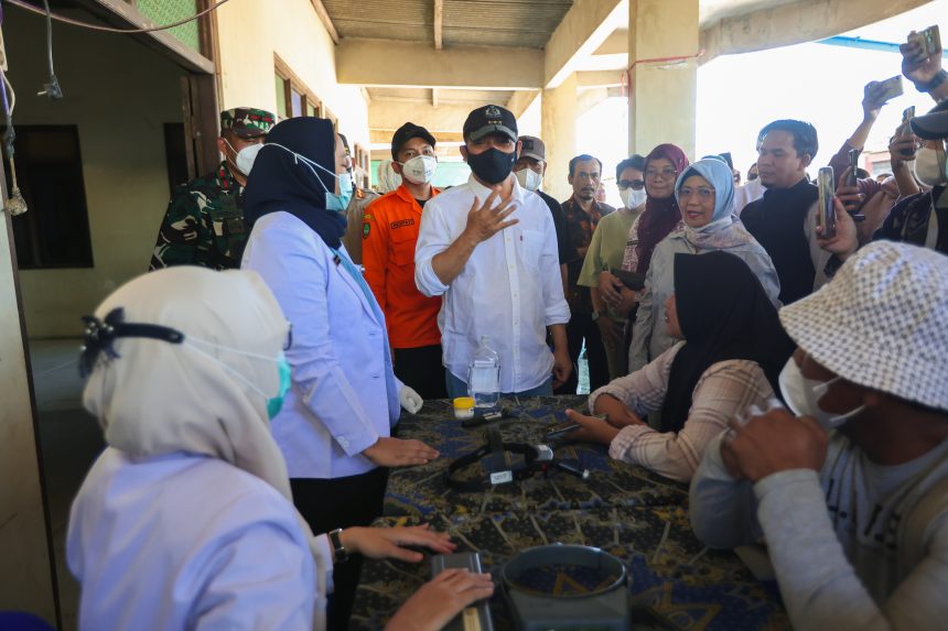Pemprov Jateng Turunkan Dokter Spesialis untuk Periksa Kesehatan Warga Akibat Asap Kebakaran TPA Putri Cempo