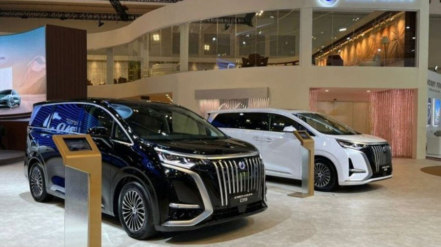 Penjualan Grosir 16 Merek Otomotif di Indonesia Anjlok pada Agustus 2026 Penjualan Grosir 16 Merek Otomotif di Indonesia Anjlok pada Agustus 2026