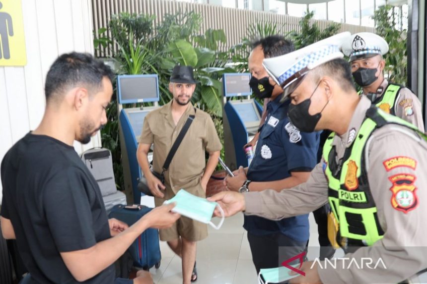 Polisi Sediakan Layanan Kesehatan Gratis untuk Penumpang di Bandara Soekarno-Hatta