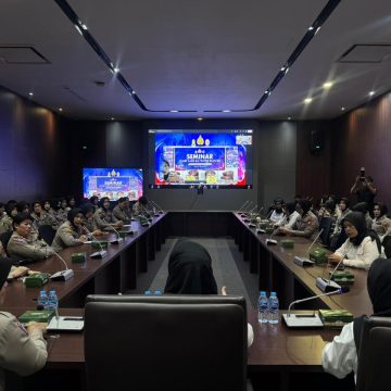 Polwan Polda Metro Jaya Perkuat Ketangguhan Mental Lewat Seminar Kesehatan Mental