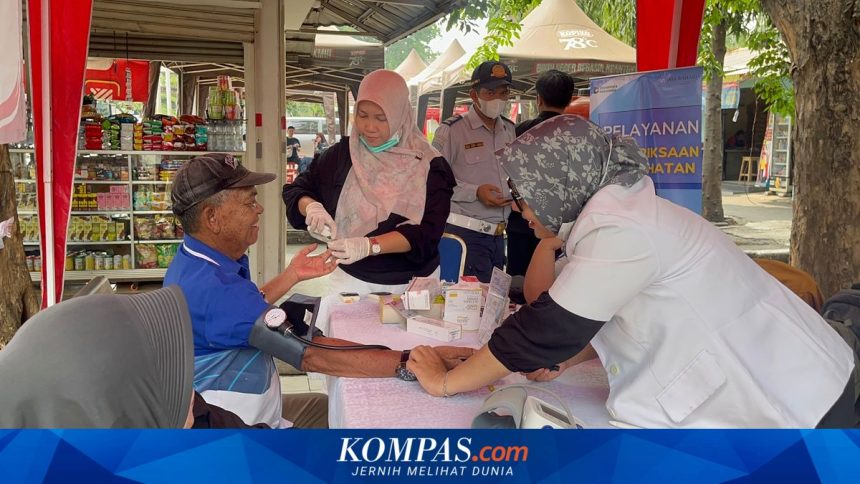Terminal Kalideres Sediakan Posko Pemeriksaan Kesehatan Penumpang Antisipasi Abu Vulkanik Anak Krakatau Terminal Kalideres Sediakan Posko Pemeriksaan Kesehatan Penumpang Antisipasi Abu Vulkanik Anak Krakatau