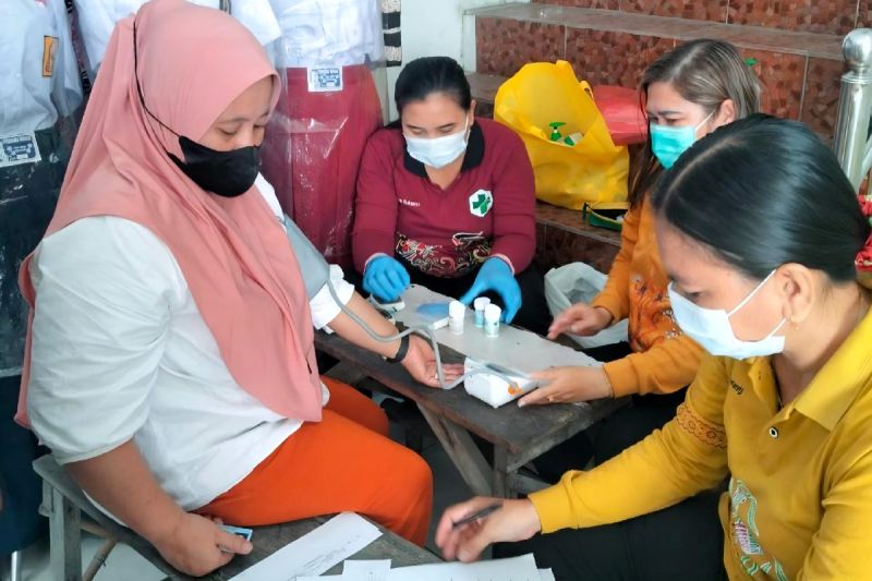 Tim CKG Gunung Mas Gelar Pemeriksaan Kesehatan Gratis untuk Pedagang Pasar Tim CKG Gunung Mas Gelar Pemeriksaan Kesehatan Gratis untuk Pedagang Pasar