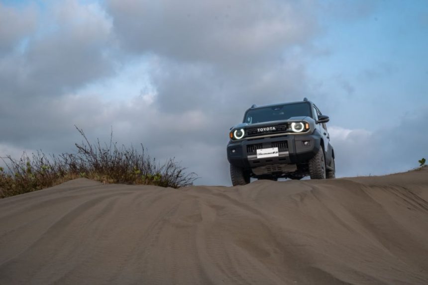 Toyota Indonesia Masih Rahasiakan Harga LC FJ, Tunggu Peluncuran Resmi Toyota Indonesia Masih Rahasiakan Harga LC FJ, Tunggu Peluncuran Resmi