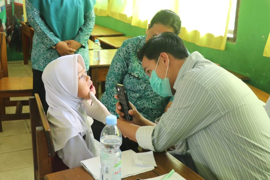 TP PKK Lutim Gelar Pemeriksaan Kesehatan Gratis untuk Siswa SD 233 Balantang