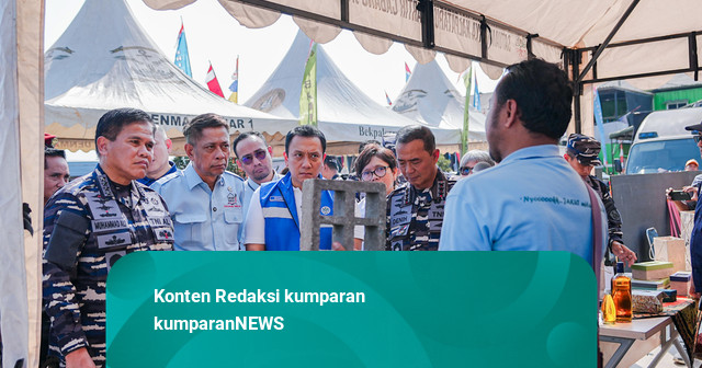 Wamensos Kunjungi Lokasi Bakti Sosial di Muara Angke, Fokus pada Kesehatan dan Lingkungan Wamensos Kunjungi Lokasi Bakti Sosial di Muara Angke, Fokus pada Kesehatan dan Lingkungan